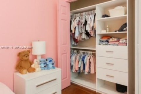 Купить таунхаус в Хомстед, Флорида 3 спальни, 140.19м2, № 2079905 - фото 15