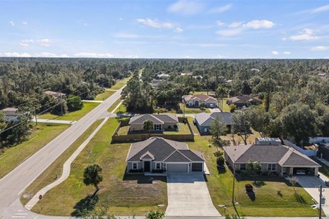 Villa ou maison à vendre à North Port, Floride: 3 chambres, 152.27 m2 № 1544835 - photo 23