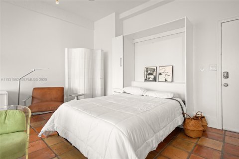 Купить кондоминиум в Майами-Бич, Флорида 50.63м2, № 1990149 - фото 8