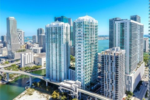 Condo in Miami, Florida, 3 bedrooms № 2065051 - photo 5