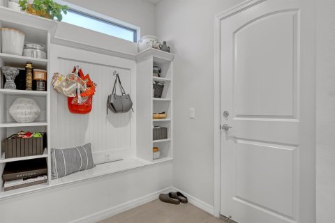 Casa en venta en Lake Worth, Florida, 5 dormitorios, 245.73 m2 № 2177124 - foto 5