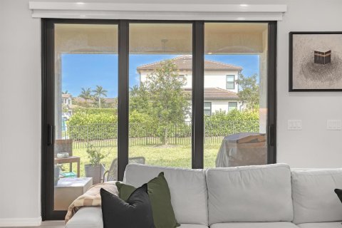 Casa en venta en Lake Worth, Florida, 5 dormitorios, 245.73 m2 № 2177124 - foto 8