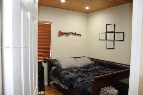 Купить виллу или дом в Пемброк-Пайнс, Флорида 3 спальни, 165.55м2, № 1984613 - фото 10