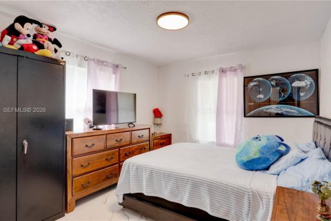 Купить виллу или дом в Майами, Флорида 4 спальни, 179.49м2, № 2048739 - фото 11