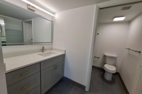 Copropriété à louer à West Palm Beach, Floride: 2 chambres, 133.5 m2 № 1941523 - photo 27