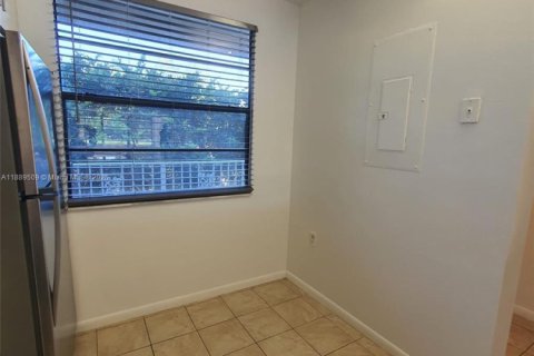 Copropriété à louer à West Palm Beach, Floride: 2 chambres, 133.5 m2 № 1941523 - photo 9