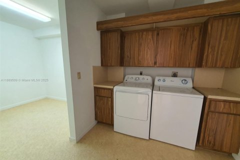 Copropriété à louer à West Palm Beach, Floride: 2 chambres, 133.5 m2 № 1941523 - photo 15
