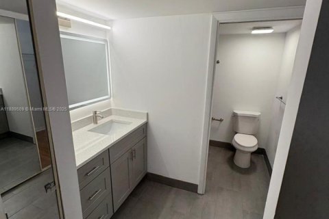 Copropriété à louer à West Palm Beach, Floride: 2 chambres, 133.5 m2 № 1941523 - photo 22