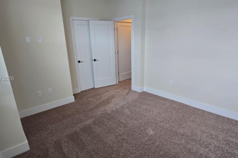 Снять в аренду таунхаус в Клермон, Флорида 4 спальни, 209.59м2, № 2009571 - фото 2