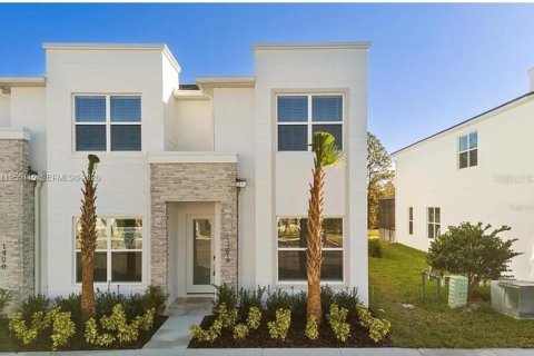 Таунхаус в Клермон, Флорида 4 спальни, 209.59м2 № 2009571