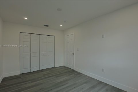 Купить виллу или дом в Майами, Флорида 3 спальни, № 1965189 - фото 8