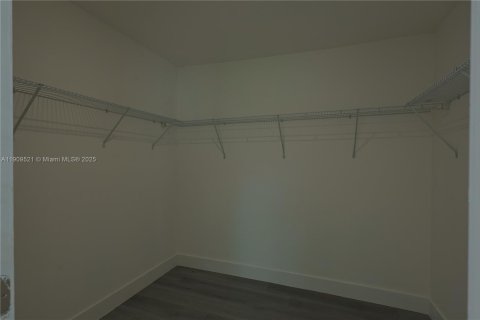 Купить виллу или дом в Майами, Флорида 3 спальни, № 1965189 - фото 19