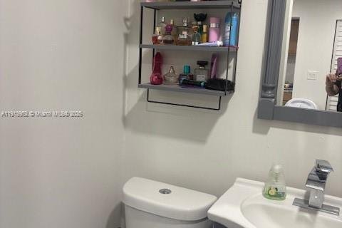 Immobilier commercial à louer à Homestead, Floride: 1 chambre, 112.97 m2 № 1969699 - photo 10