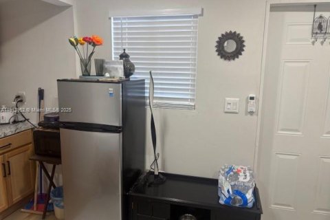 Immobilier commercial à louer à Homestead, Floride: 1 chambre, 112.97 m2 № 1969699 - photo 5