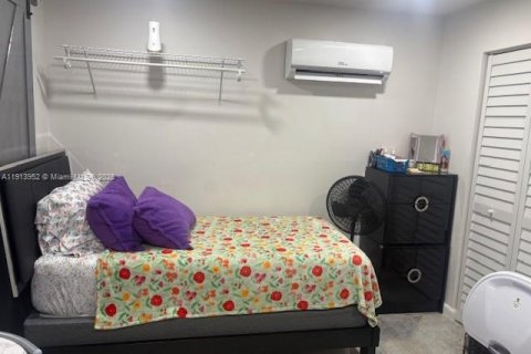 Immobilier commercial à louer à Homestead, Floride: 1 chambre, 112.97 m2 № 1969699 - photo 6