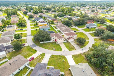 Casa en venta en Poinciana, Florida, 4 dormitorios, 265.7 m2 № 2225962 - foto 30