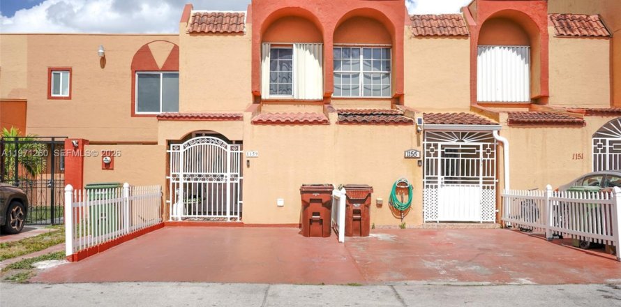 Кондоминиум с 2 спальнями в Хайалиа, Флорида № 2038248