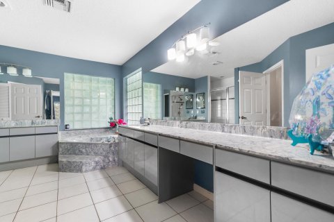 Casa en venta en West Palm Beach, Florida, 5 dormitorios, 445.93 m2 № 2087810 - foto 10