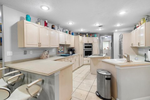 Casa en venta en West Palm Beach, Florida, 5 dormitorios, 445.93 m2 № 2087810 - foto 24