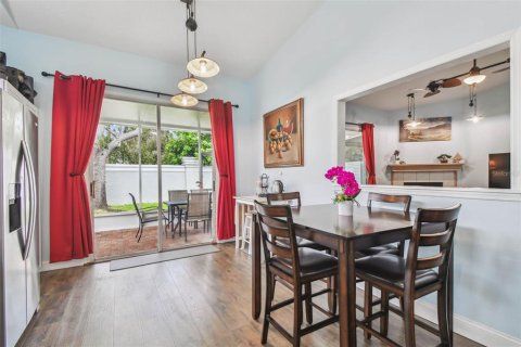 House in Palm Harbor, Florida 3 bedrooms, 173.73 sq.m. № 1850139 - photo 6