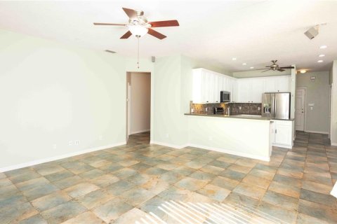 Casa en venta en Orlando, Florida, 4 dormitorios, 239.13 m2 № 1886677 - foto 12