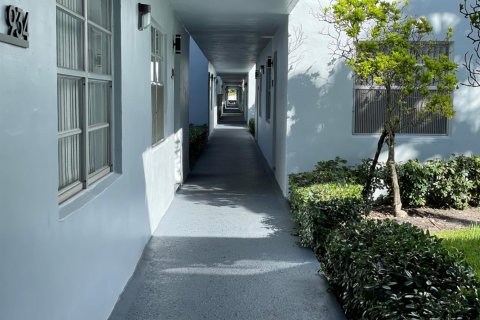 Copropriété à louer à Delray Beach, Floride: 2 chambres, 84.26 m2 № 1079231 - photo 1
