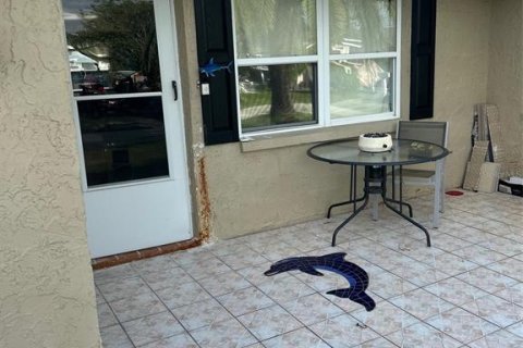 House in Hudson, Florida 2 bedrooms, 95.22 sq.m. № 1780671 - photo 3