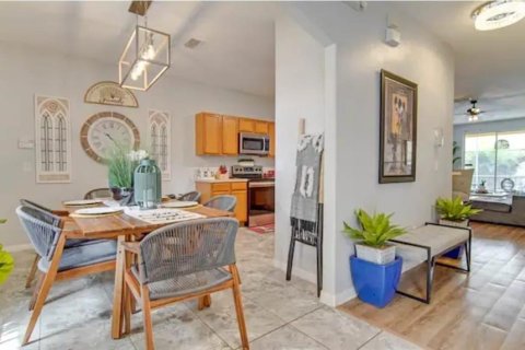 Villa ou maison à vendre à Davenport, Floride: 5 chambres, 169.55 m2 № 2345455 - photo 6