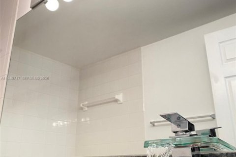 Снять в аренду кондоминиум в Мирамар, Флорида 2 спальни, 90.77м2, № 2005402 - фото 11