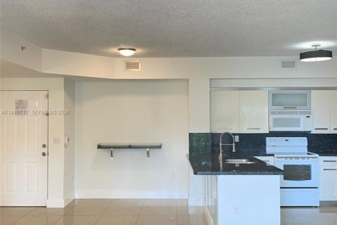 Снять в аренду кондоминиум в Мирамар, Флорида 2 спальни, 90.77м2, № 2005402 - фото 6