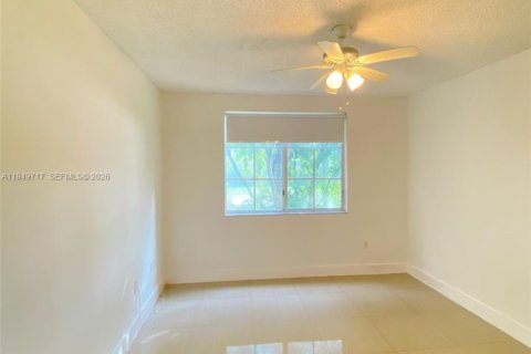 Снять в аренду кондоминиум в Мирамар, Флорида 2 спальни, 90.77м2, № 2005402 - фото 19