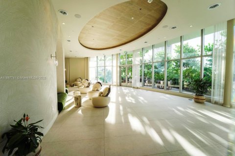 Снять в аренду кондоминиум в Майами, Флорида 1 спальня, 98.38м2, № 1955554 - фото 25