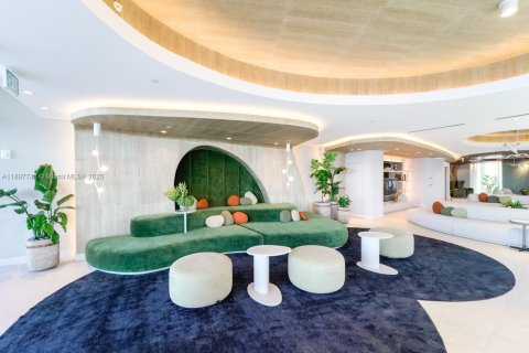 Снять в аренду кондоминиум в Майами, Флорида 1 спальня, 98.38м2, № 1955554 - фото 16