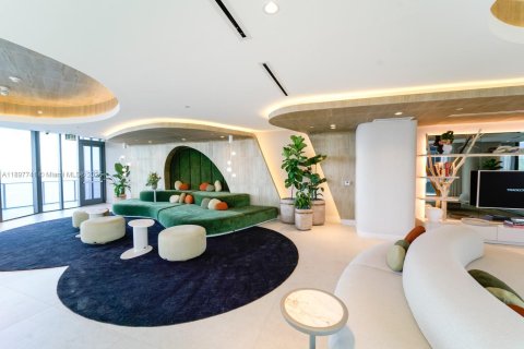 Снять в аренду кондоминиум в Майами, Флорида 1 спальня, 98.38м2, № 1955554 - фото 19