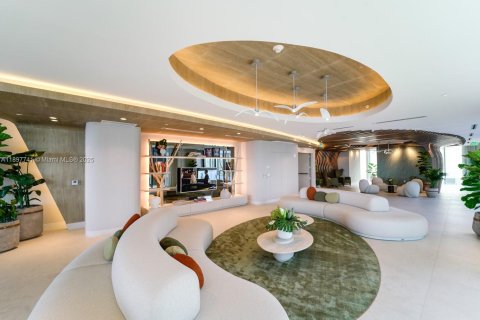 Снять в аренду кондоминиум в Майами, Флорида 1 спальня, 98.38м2, № 1955554 - фото 18