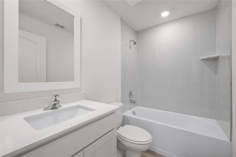 House in Poinciana, Florida 2 bedrooms, 95.88 sq.m. № 1822450 - photo 11