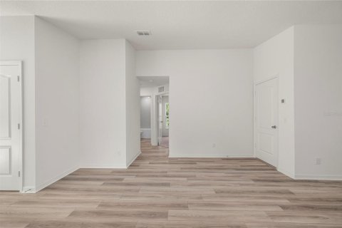 House in Poinciana, Florida 2 bedrooms, 95.88 sq.m. № 1822450 - photo 8