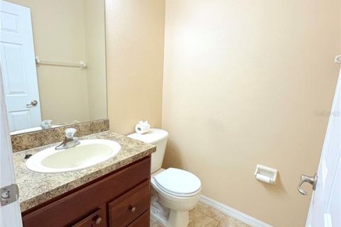 Adosado en alquiler en Brandon, Florida, 3 dormitorios, 178.09 m2 № 1879862 - foto 10