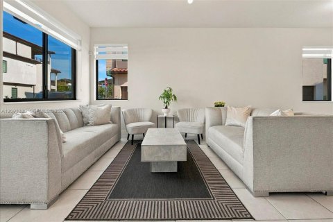 Condo in Doral, Florida, 4 bedrooms  № 2399654 - photo 14