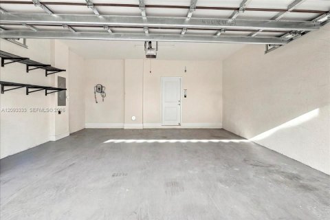 Condo in Doral, Florida, 4 bedrooms  № 2399654 - photo 20