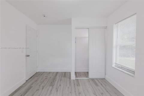 Купить виллу или дом в Майами, Флорида 3 спальни, 104.05м2, № 1777583 - фото 14
