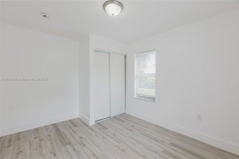 Купить виллу или дом в Майами, Флорида 3 спальни, 104.05м2, № 1777583 - фото 13