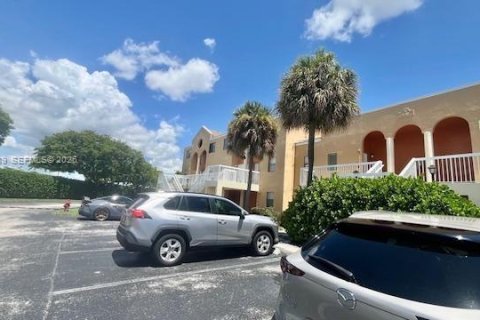 Купить кондоминиум в Форт-Лодердейл, Флорида 1 спальня, 65.22м2, № 1979884 - фото 15