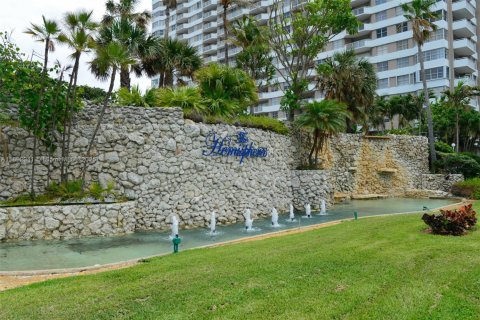 Copropriété à louer à Hallandale Beach, Floride: 1 chambre, 80.82 m2 № 1946690 - photo 24