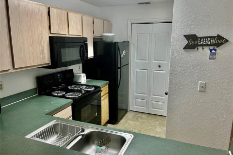 Condo in Gainesville, Florida, 3 bedrooms  № 1647783 - photo 8