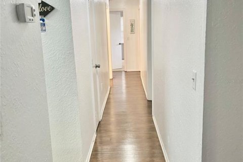 Condo in Gainesville, Florida, 3 bedrooms  № 1647783 - photo 7
