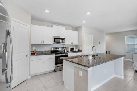 House in Wimauma, Florida 4 bedrooms, 177.81 sq.m. № 1413158 - photo 22