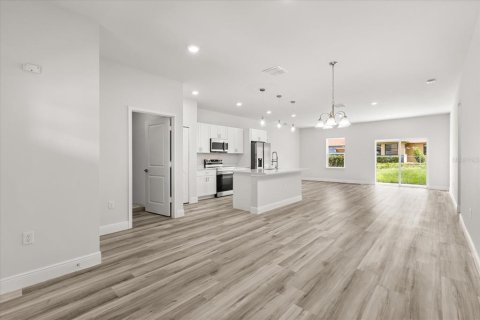 House in Ocala, Florida 4 bedrooms, 173.26 sq.m. № 1783118 - photo 5