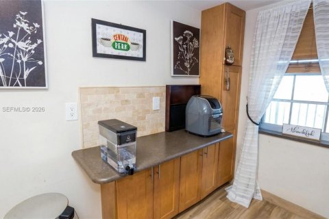 Condominio en venta en Pompano Beach, Florida, 2 dormitorios, 112.97 m2 № 2033414 - foto 9