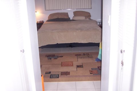 Condo in Dania Beach, Florida, 1 bedroom  № 2250323 - photo 13